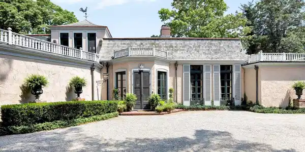 804 Main Street