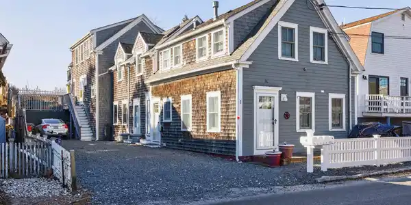 16 Conwell Street Unit 3