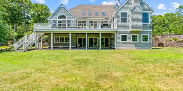 Image 4: 25-web-or-mls-14 Glenneagle Hi Res-60