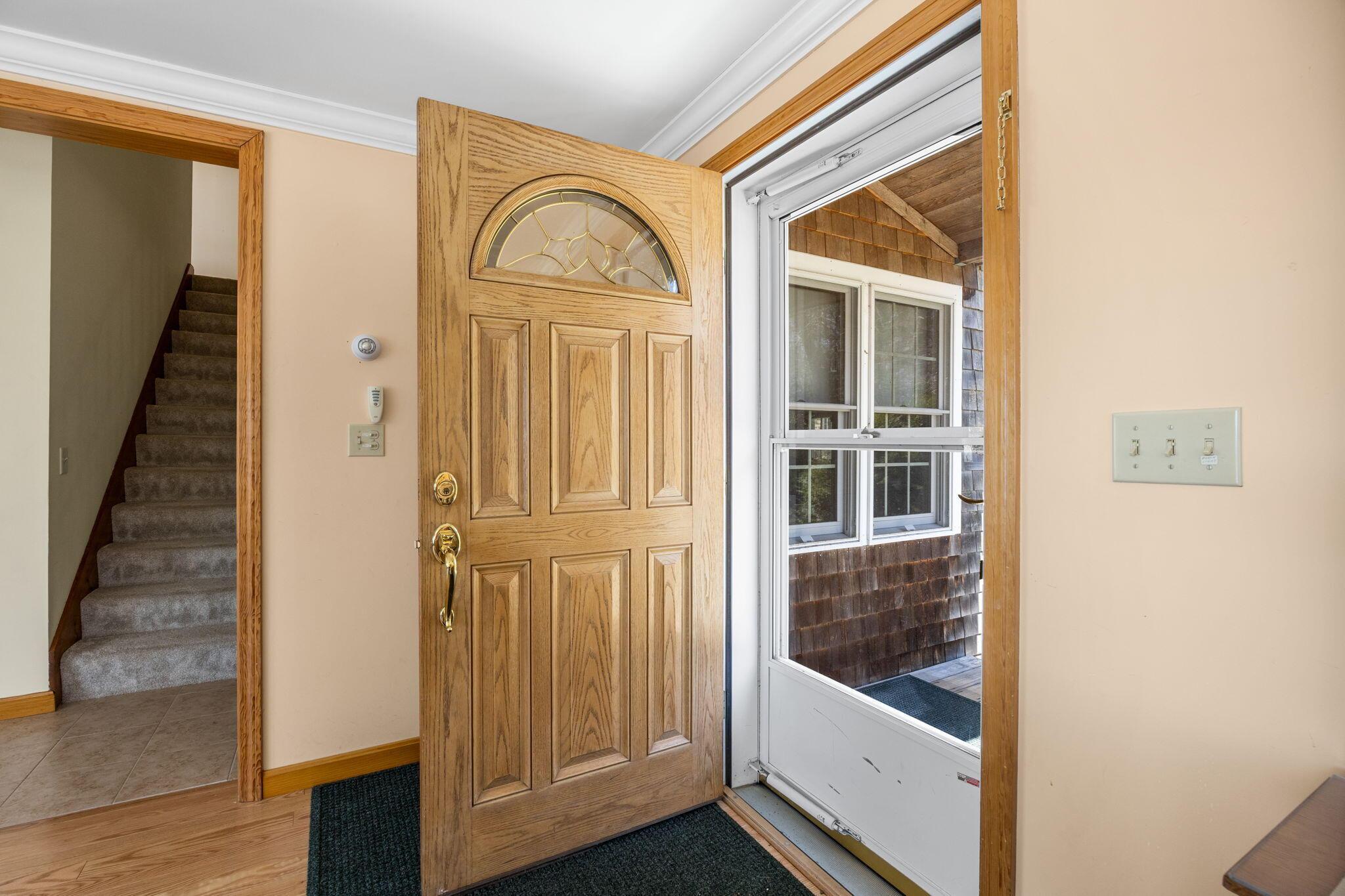 Image 3: 7-web-or-mls-80-chipman-st