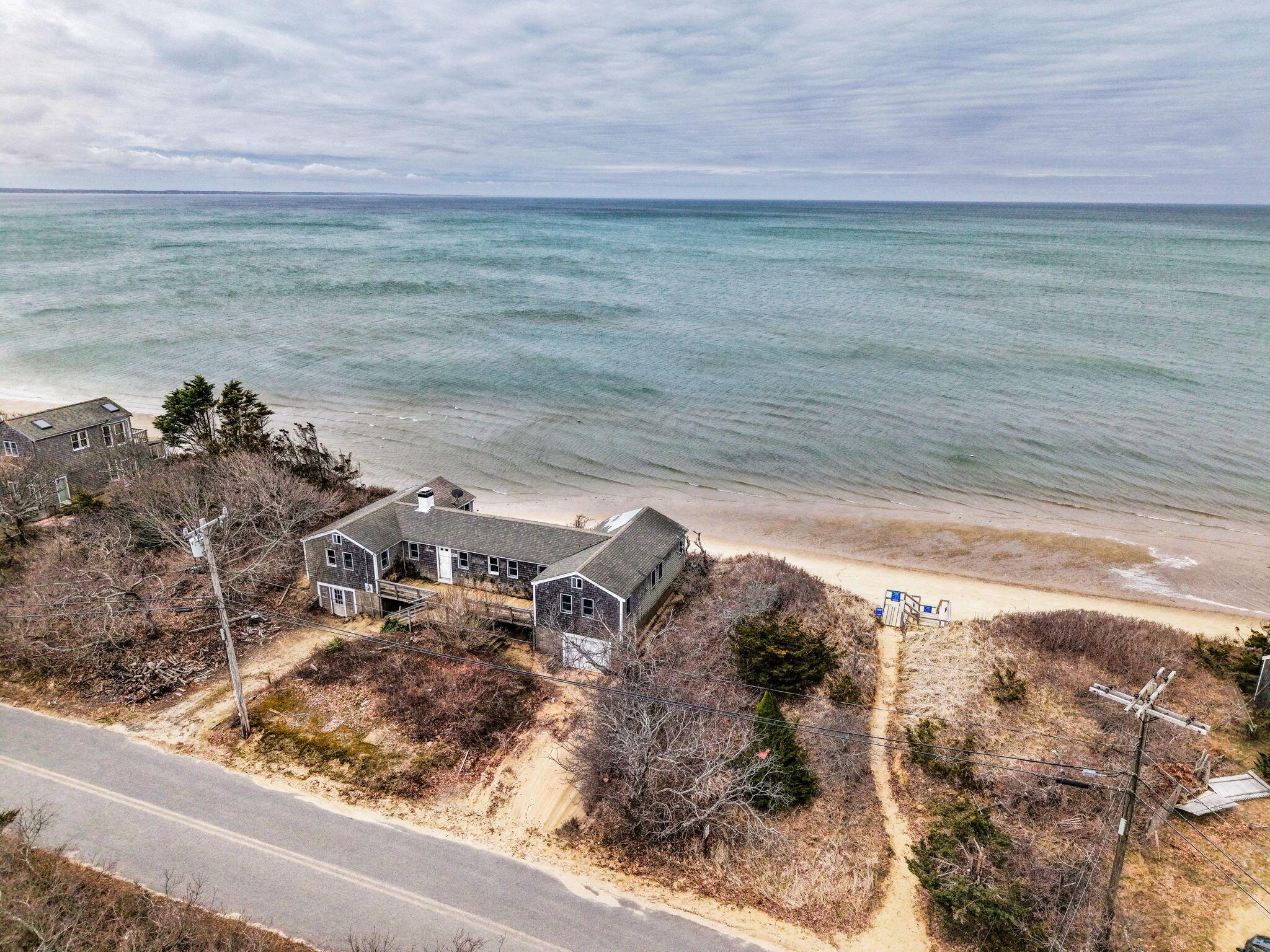 Image 3: 4-web-or-mls-DJI_20260404114641_0164_D c