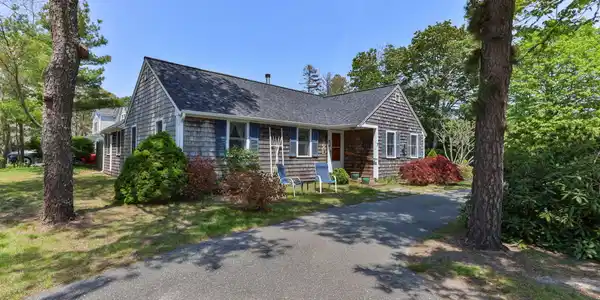 7 Aunt Matties Road