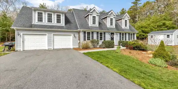 47 Crosswinds Way