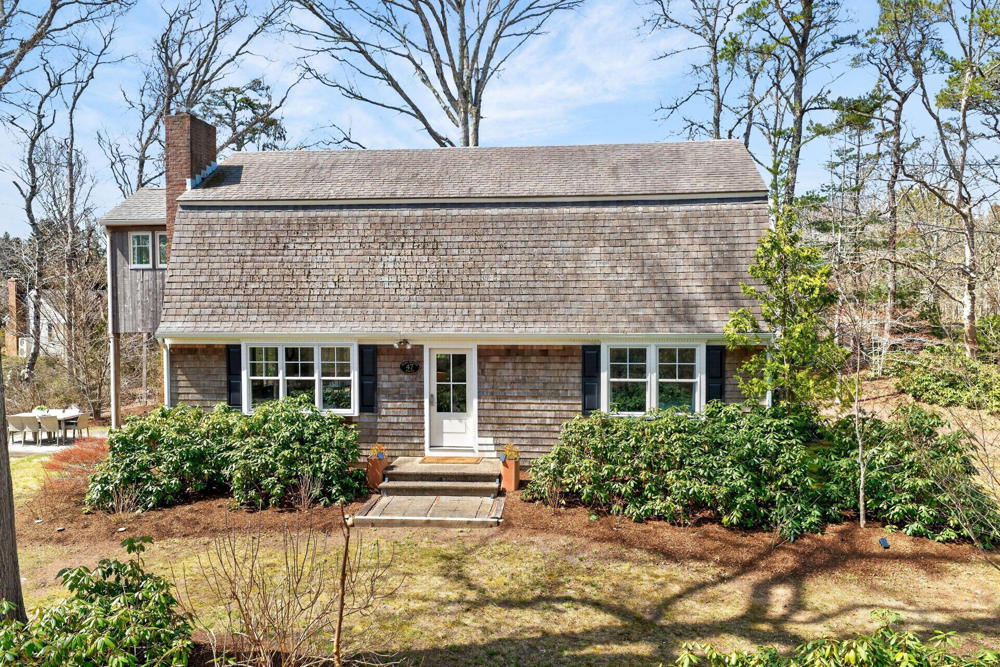 Image 1: 1-01-DJI_20260414234732_0754_D