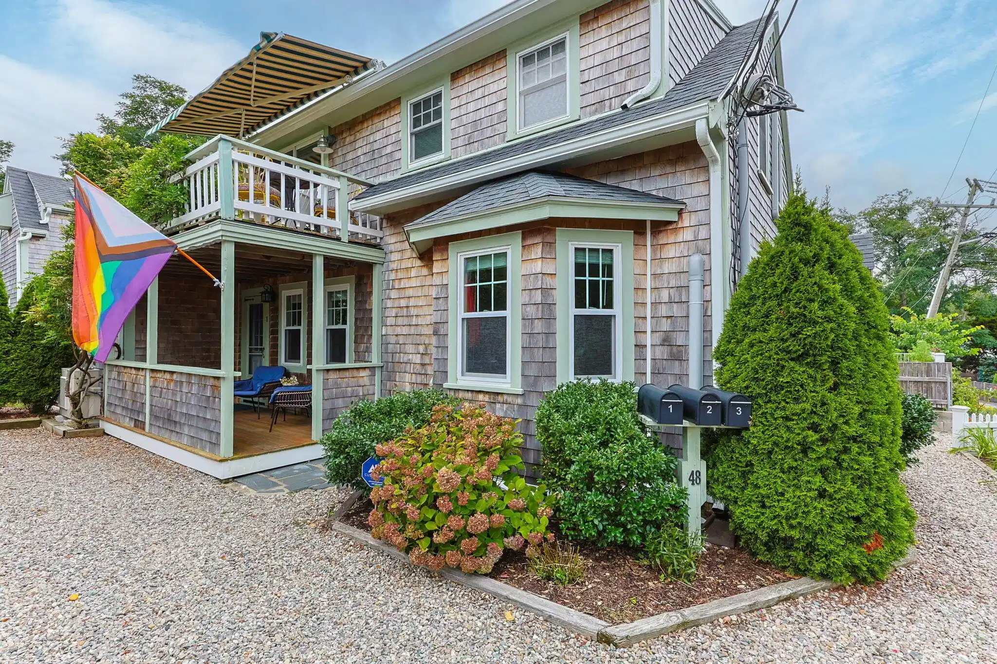 Image 1: 5-web-or-mls-48-pleasant-st-1