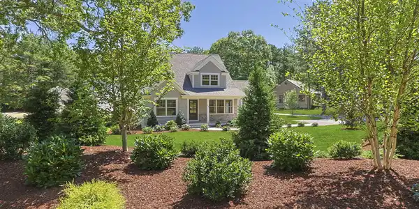 Image 4: 74-web-or-mls-75-sipps-rd