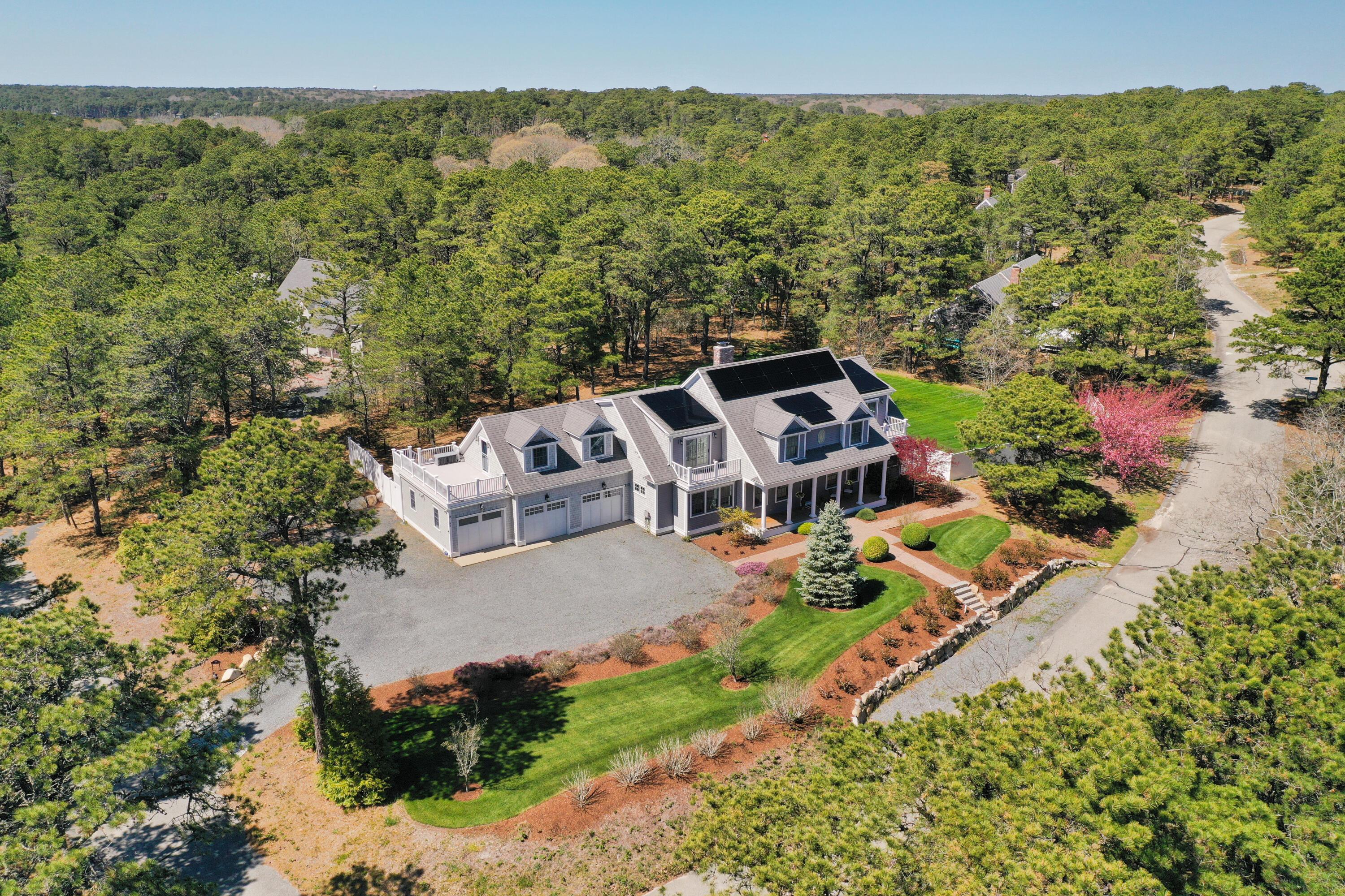 Image 4: Front Aerial