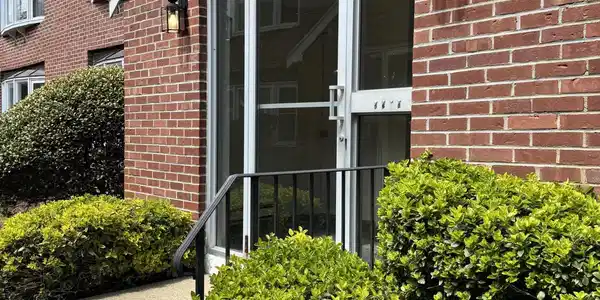 775 W Main Street Unit APT 5