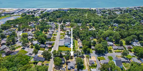 Image 3: 64 Wilfin Road 6