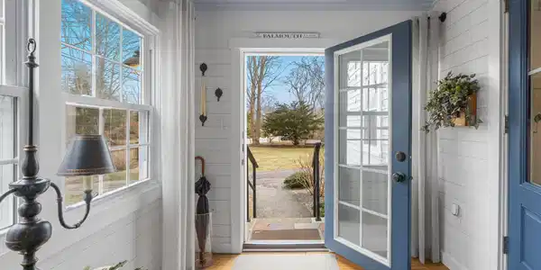 Image 3: 7-web-or-mls-182-woods-hole-rd