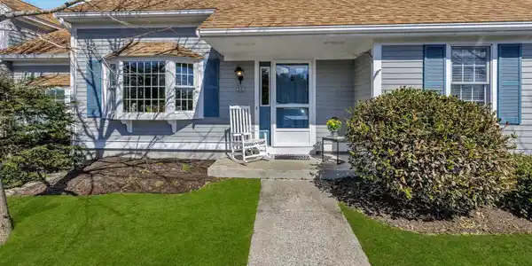 3 Melville Court UNIT C
