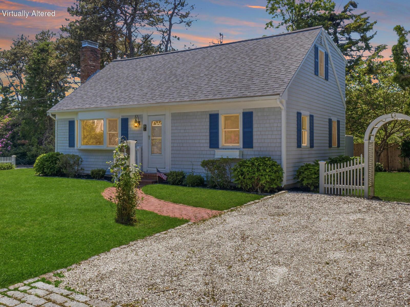 Image 3: 1-web-or-mls-7_Chelseas_Way_Yarmouth_MA_