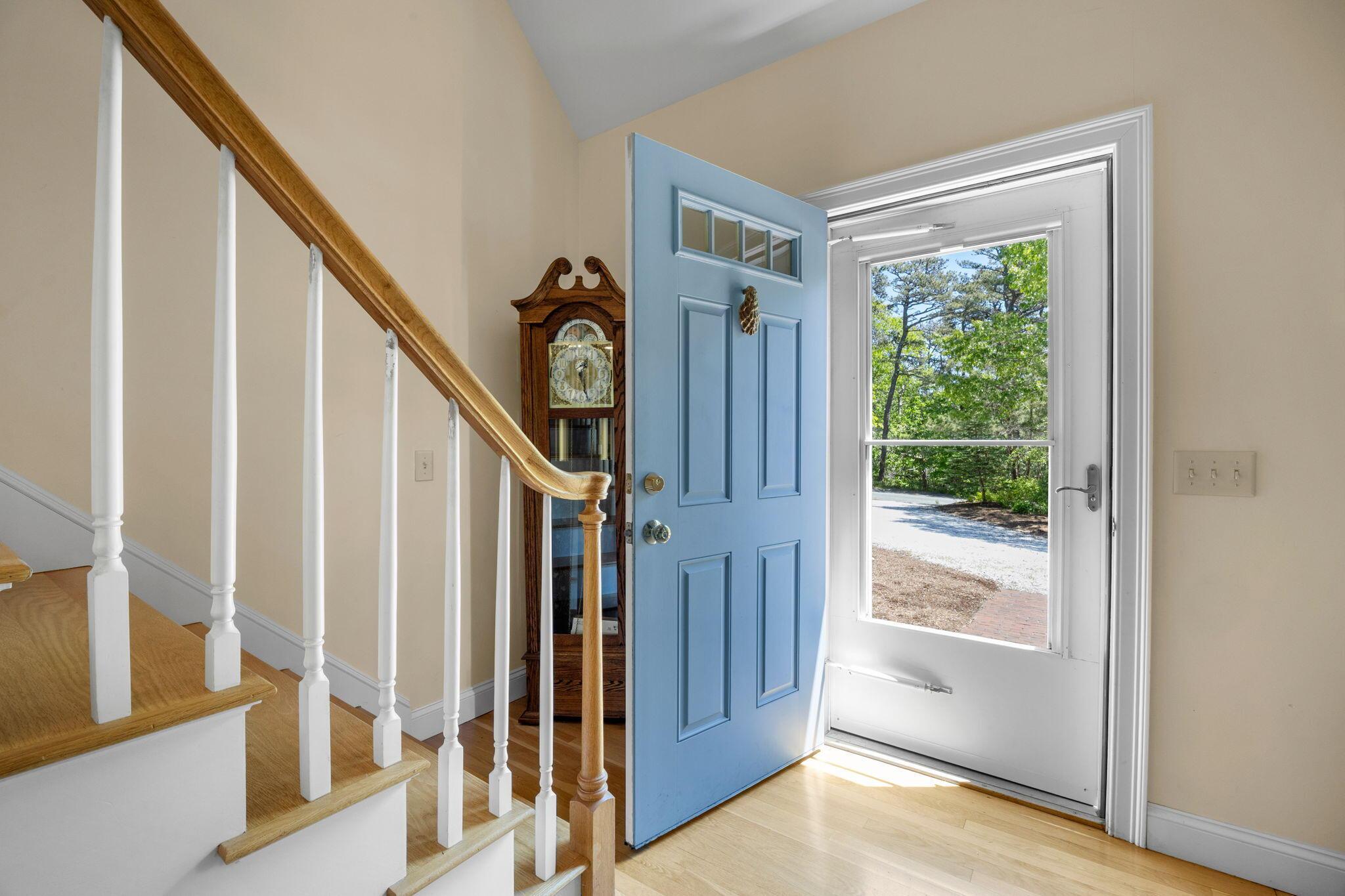 Image 3: 7-web-or-mls-190-zoheth-smith-way