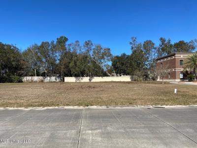 00 Marcia Court