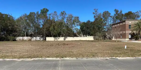 00 Marcia Court