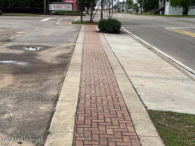 Image 3: Sidewalk Along Central Ave