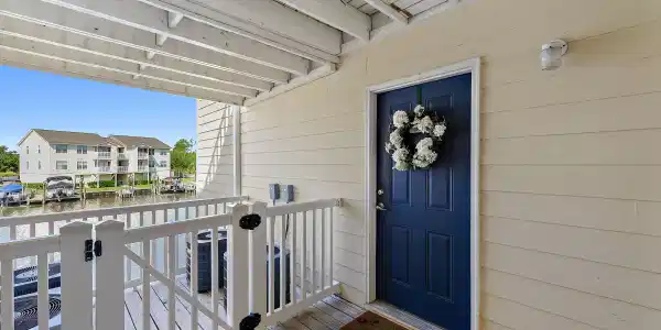 2421 Beachview Drive