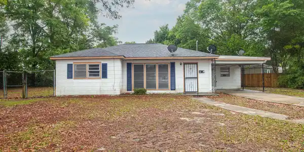 1703 Ridgeway Drive