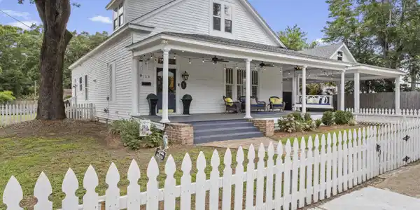 159 Seal Avenue