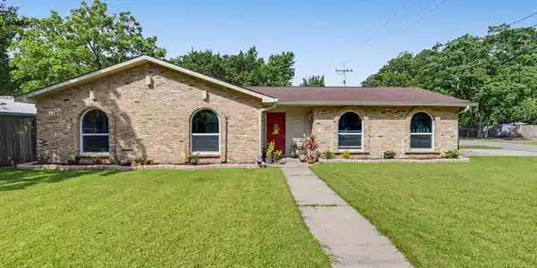 2137 Sandalwood Place