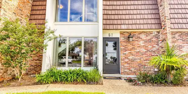 527 Front Beach Drive