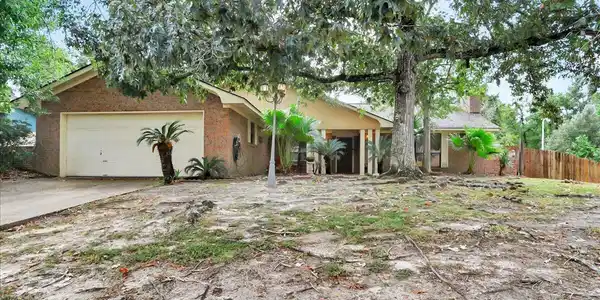 2235 Baywood Drive
