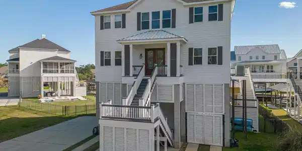 207 Baywood Drive