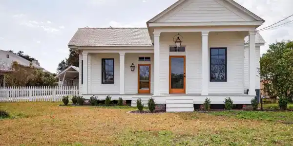 326 Carroll Avenue