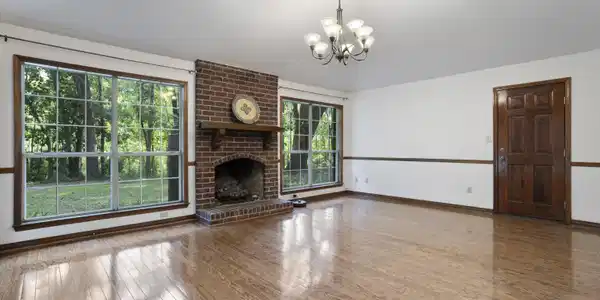 Image 4: Family Room Unfurnished