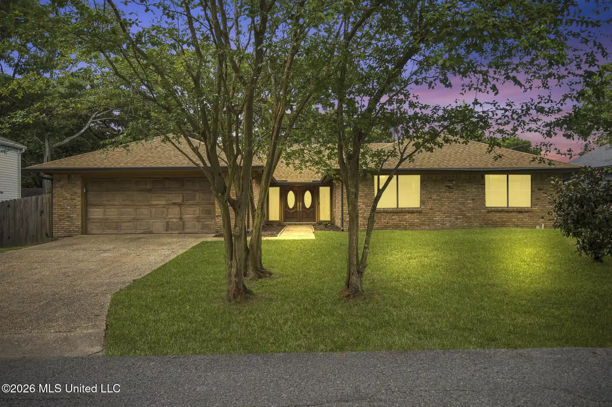 Image 1: 326 Fairview Dr Biloxi