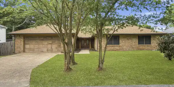 Image 4: 326 Fairview Dr Biloxi