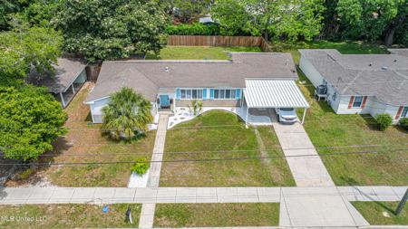 160 Pine Grove Avenue