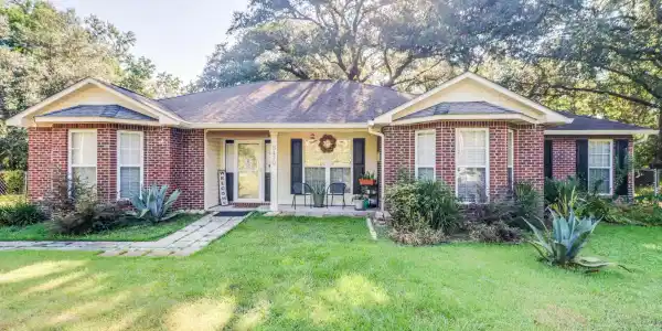 8470 Jeff Davis Drive