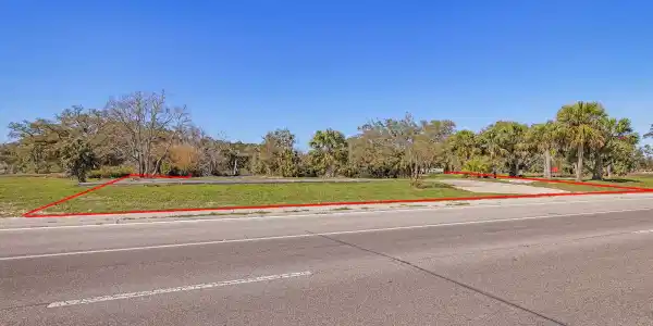 40 E Beach Boulevard