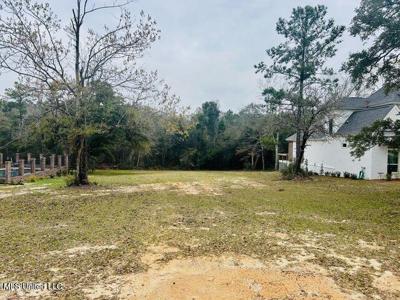 8006 Magnolia Loop