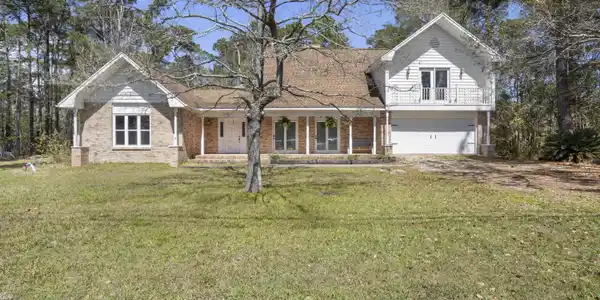 489 Royal Oak Drive