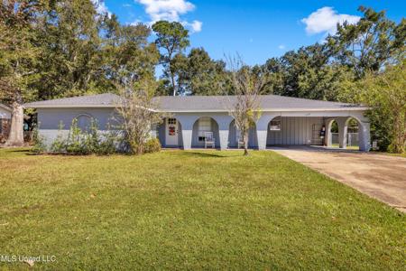 1222 Londonderry Lane