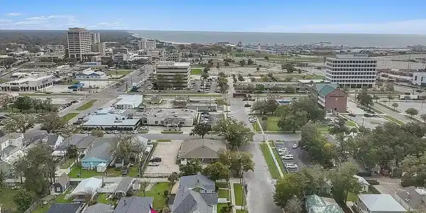 Image 4: image 4