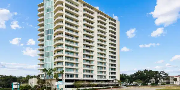 2060 Beach Blvd 1401