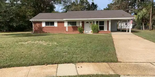 512 Shadowlawn Circle