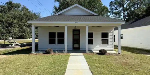 830 Reginault Avenue