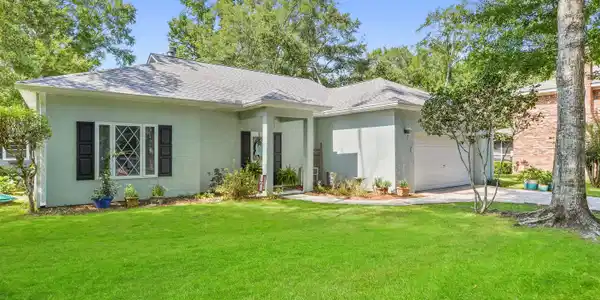 13805 Paraiso Road
