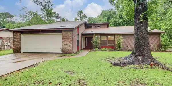 3109 Breezy Hill Lane