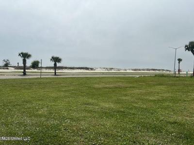1604 Beach Boulevard