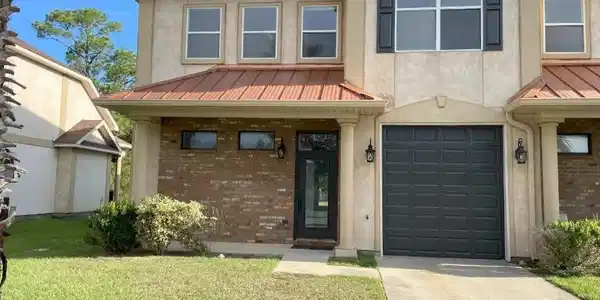 214 Capri Place
