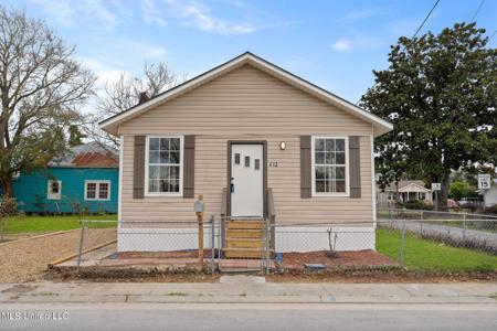 412 Fayard Street