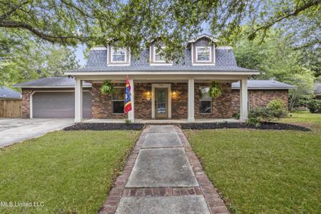 131 Watersedge Drive