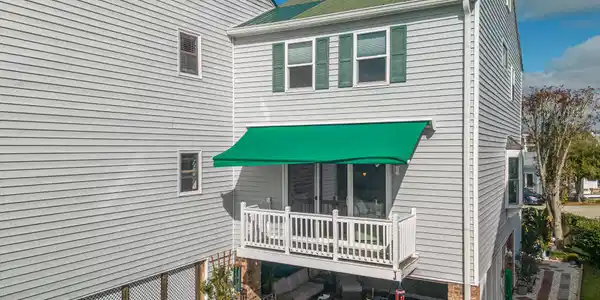255 E Scenic Drive