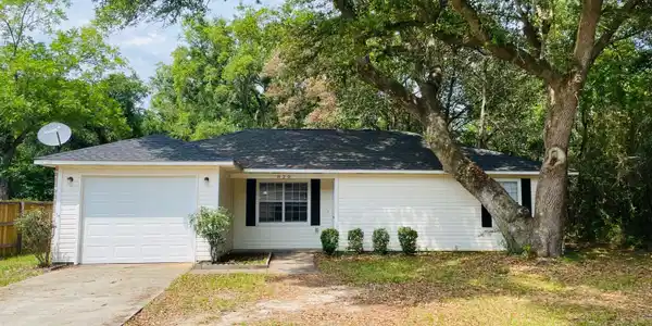820 Orange Street