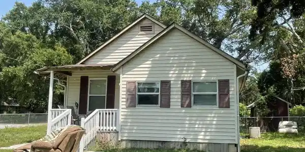 106 8th Street